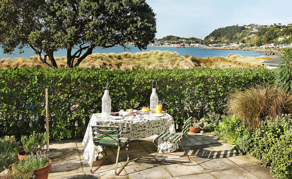 Beachfront Wellington Bed&Breakfast Exterior foto